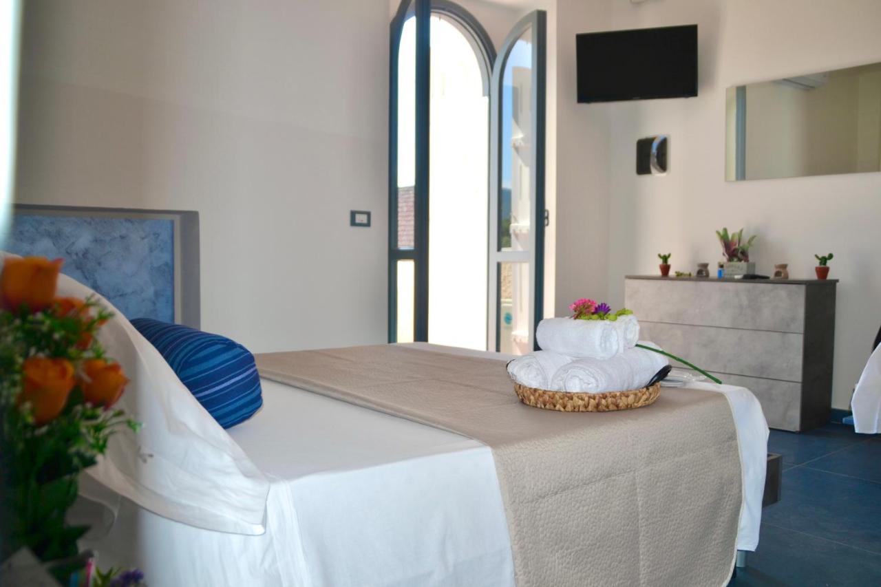 Sperlonga Paradise Suites 500M Dal Mare In Estate Servizio Navetta Per Sperlonga Centro Kültér fotó