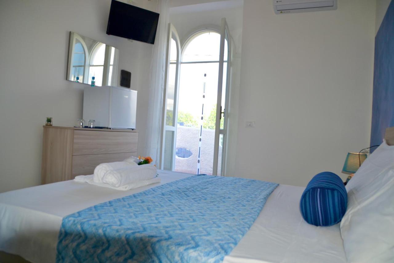 Sperlonga Paradise Suites 500M Dal Mare In Estate Servizio Navetta Per Sperlonga Centro Kültér fotó